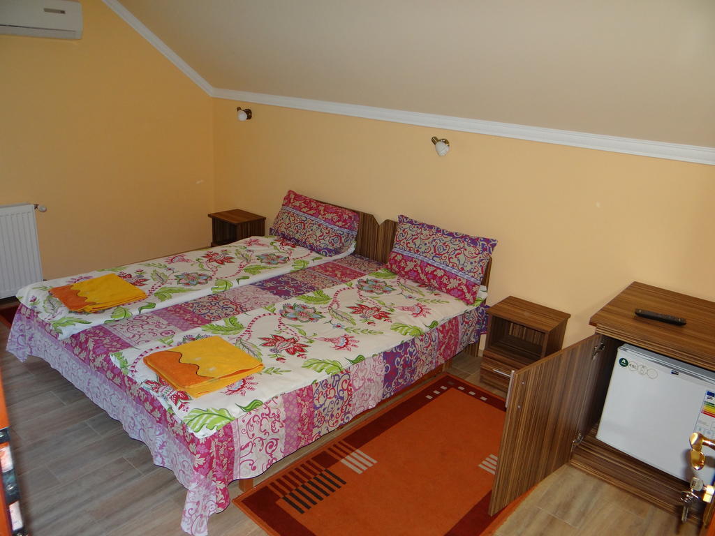 Marinica Apartman Hajdúszoboszló Rum bild